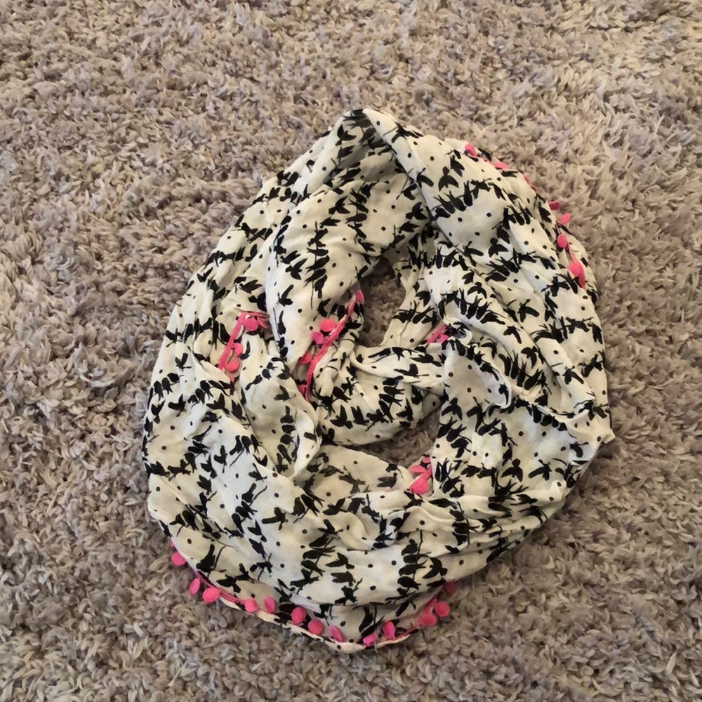 ADORABLE Scarf with Bird Print